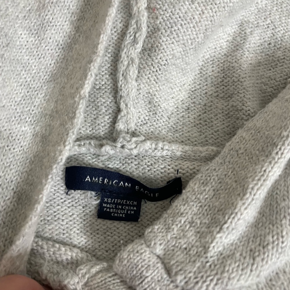 American Eagle Henley hooded sweater top - Picture 2 of 5